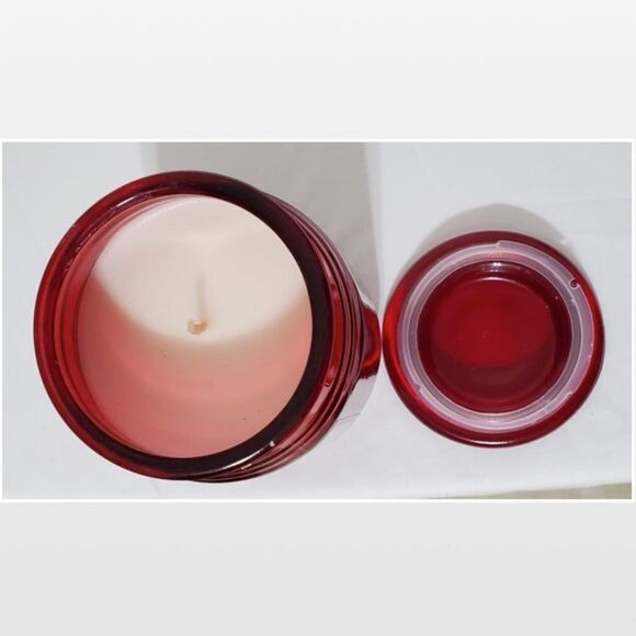 New Red Peppermint Home Jar Candle - Picture 10 of 13